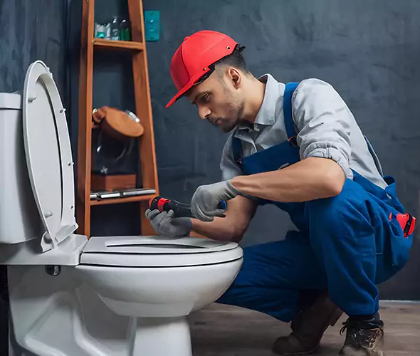 Expert Plumber for Toilet Installation in Muskegon, MI: Schedule Affordable Toilet Installation Services with Us